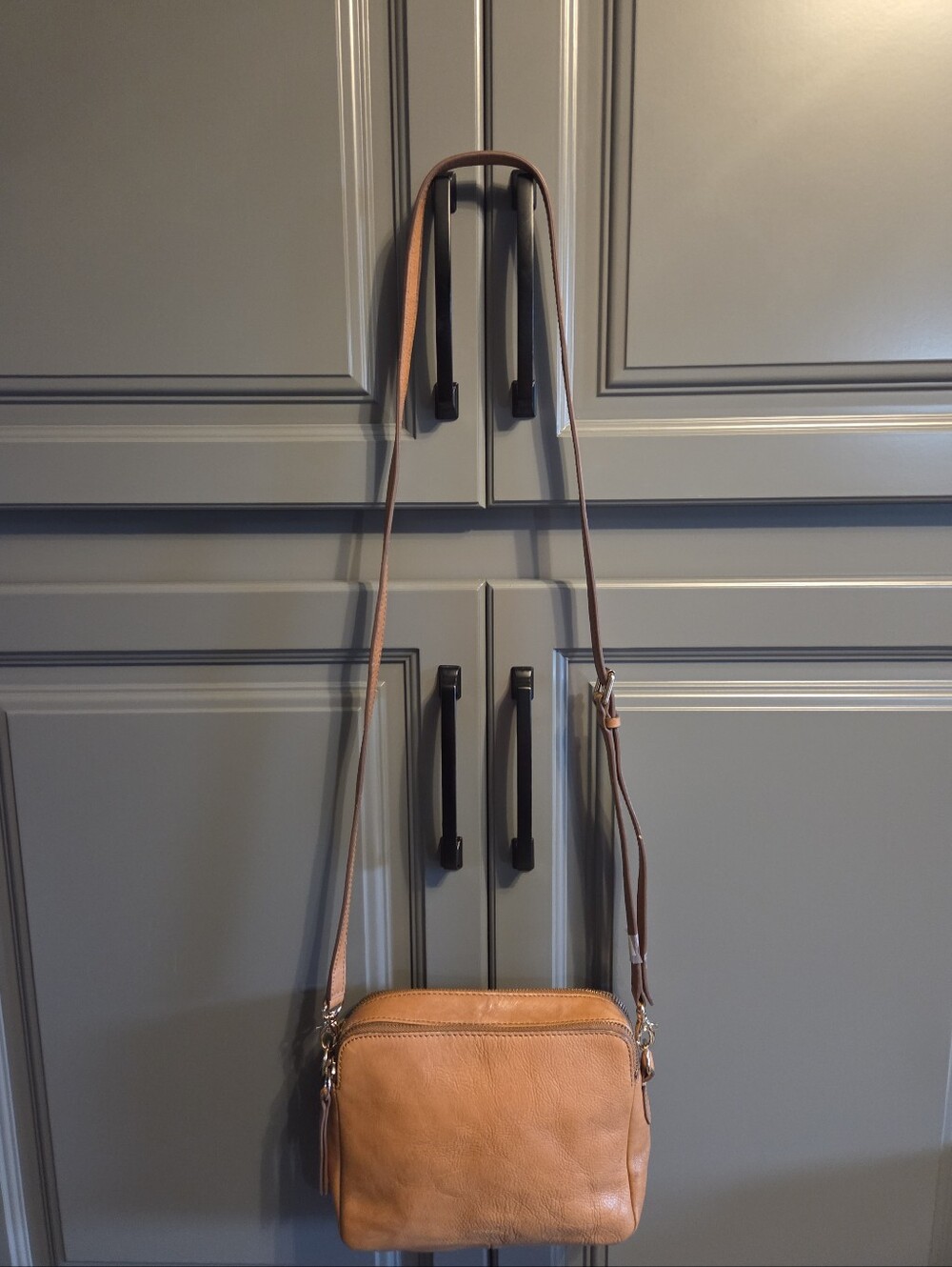 FOSSIL CROSSBODY LEATHER PURSE ADJ STRAP